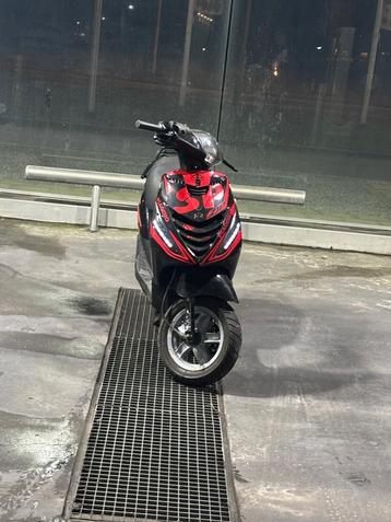 Zip 4t 80cc full malossi  beschikbaar voor biedingen