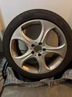 Mercedes 18in velgen met winter banden, Auto-onderdelen, Banden en Velgen, Ophalen, 18 inch, Gebruikt, Banden en Velgen