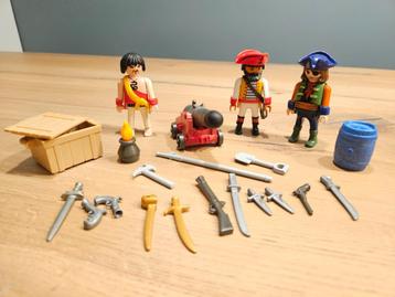 Playmobil 5136 Piratenbende met wapenarsenaal beschikbaar voor biedingen