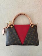 Louis Vuitton Monogram V Tote BB Cherry Handtas Top Handle, Sieraden, Tassen en Uiterlijk, Tassen | Damestassen, Ophalen of Verzenden