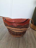 Vintage schoudertas, Sieraden, Tassen en Uiterlijk, Tassen | Damestassen, Ophalen, Gebruikt, Schoudertasje