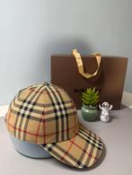 Burberry pet nieuw*, Ophalen of Verzenden, Zo goed als nieuw, One size fits all