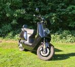 NIU Elektrische Scooter - Geel Kenteken - top conditie, Elektrisch, Zo goed als nieuw, Ophalen, Overige merken