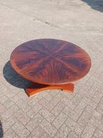 Notenhout salontafel bezorgen mogelijk, Huis en Inrichting, Ophalen, 50 tot 75 cm, Rond, Zo goed als nieuw