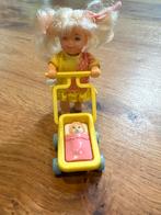 Vintage Meritus pop met Poppenwagen Toys R Us, Ophalen of Verzenden, Gebruikt, Babypop