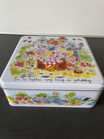 Blond Amsterdam Efteling blik beschikbaar voor biedingen