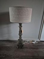 Aura peeperkorn lampenvoet met Shabby Kap, Hoffz, sober, landelijk, Www.vrumdwonen.nl, 50 tot 75 cm, Het Logement 9