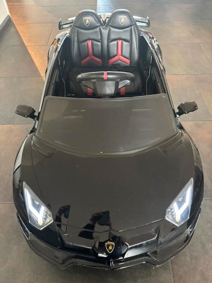 Electrische kinderauto lamborgini, Kinderen en Baby's, Speelgoed | Buiten | Accuvoertuigen, Gebruikt, Ophalen