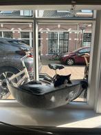 Twee katten hangmatten voor op het raam – €15 voor beide, Dieren en Toebehoren, Katten-accessoires, Ophalen of Verzenden, Zo goed als nieuw