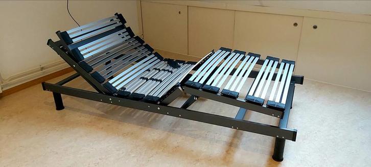 Elektrische bedden 2 stuks, Huis en Inrichting, Slaapkamer | Matrassen en Bedbodems, Zo goed als nieuw, Bedbodem, 90 cm, 200 cm