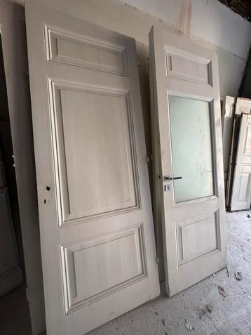 Authentieke Deuren - Originele Staat beschikbaar voor biedingen