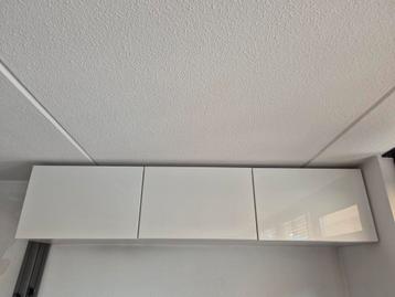 Besta hoogglans wit 60 x 40 3 stuks incl ophangbeugel beschikbaar voor biedingen