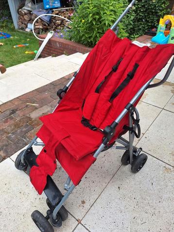 Rode buggy beschikbaar voor biedingen