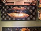 Gouden Lippen Kunstwerk, Huis en Inrichting, Woonaccessoires | Schilderijen, Tekeningen en Foto's, 50 tot 75 cm, Ophalen of Verzenden