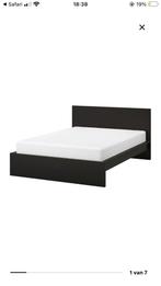 Ikea bed Malm 140x200 cm, Huis en Inrichting, Ophalen, Zwart, Tweepersoons, 140 cm