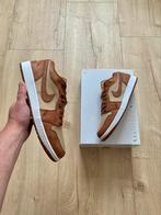 Nike Air Jordan 1 Low SE Legend Coffee (EU 44,5), Kleding | Heren, Schoenen, Bruin, Nieuw, Ophalen of Verzenden, Sneakers of Gympen
