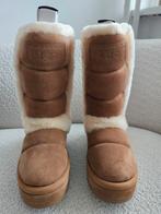 W classic cloudpeak tall Uggs maat 39 NIEUW dames uggs, Ophalen, Nieuw, Bruin