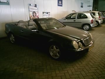 Mercedes-Benz CLK-klasse Cabrio 200 Elegance dak werkt niet beschikbaar voor biedingen