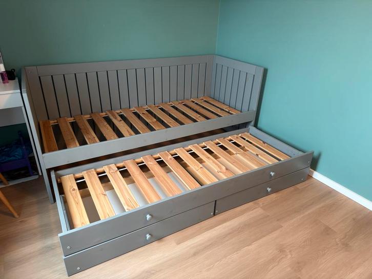 Bedbank met logeerbed, lades en Emma matras, Huis en Inrichting, Slaapkamer | Bedden, Zo goed als nieuw, Eenpersoons, 80 cm, 200 cm