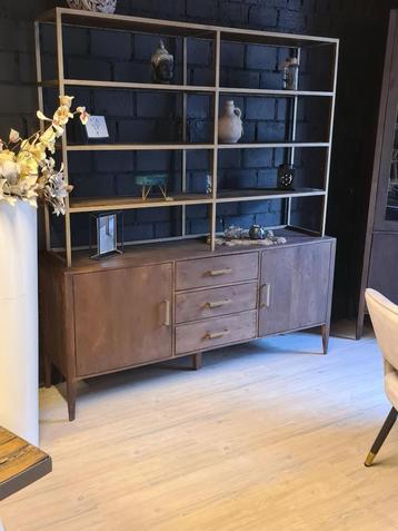 OPRUIMING Buffetkast Boekenkast Belvedere €1759 NU €1199 10 beschikbaar voor biedingen