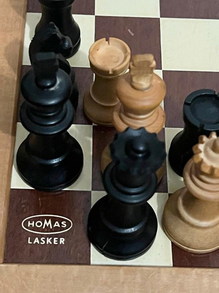 Homas Lasker Staunton Schaakspel met Bord Koninghoogte 82 mm, Hobby en Vrije tijd, Gezelschapsspellen | Bordspellen, Gebruikt