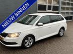 Skoda Fabia Combi 1.2 TSI Edition Automaat (bj 2016), Auto's, Skoda, Stof, Gebruikt, Grijs, 1100 kg