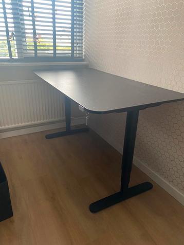 IKEA Bekant zit/sta bureau