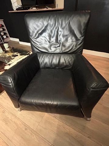 Rolf Benz fauteuil 322 - zwart leder beschikbaar voor biedingen