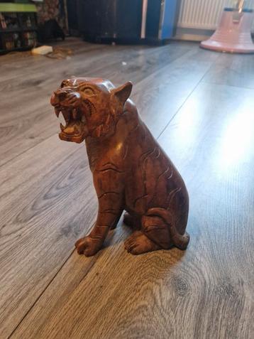 Houten Tijger / luipaard Leeuw hout  beschikbaar voor biedingen