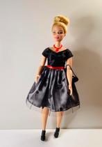 Curvy Barbie, redressed, Verzamelen, Poppen, Ophalen of Verzenden, Zo goed als nieuw, Pop