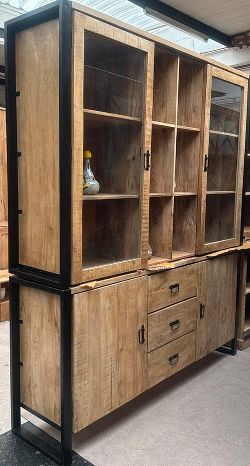 Buffetkast Britt, Huis en Inrichting, Kasten | Buffetkasten, Zo goed als nieuw, 200 cm of meer, 150 tot 200 cm, 25 tot 50 cm, Met lade(s)