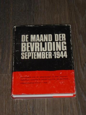De maan der bevrijding - September 1944 beschikbaar voor biedingen