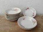 11 bordjes Frans servies., Huis en Inrichting, Keuken | Servies, Ophalen of Verzenden, Gebruikt, Overige stijlen, Bord(en)