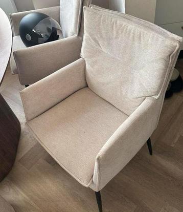 4 beige stoelen zo goed als nieuw Kwantum