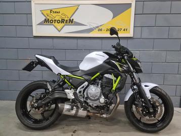 KAWASAKI Z650 ABS bj 2017 zeer lichte schade beschikbaar voor biedingen