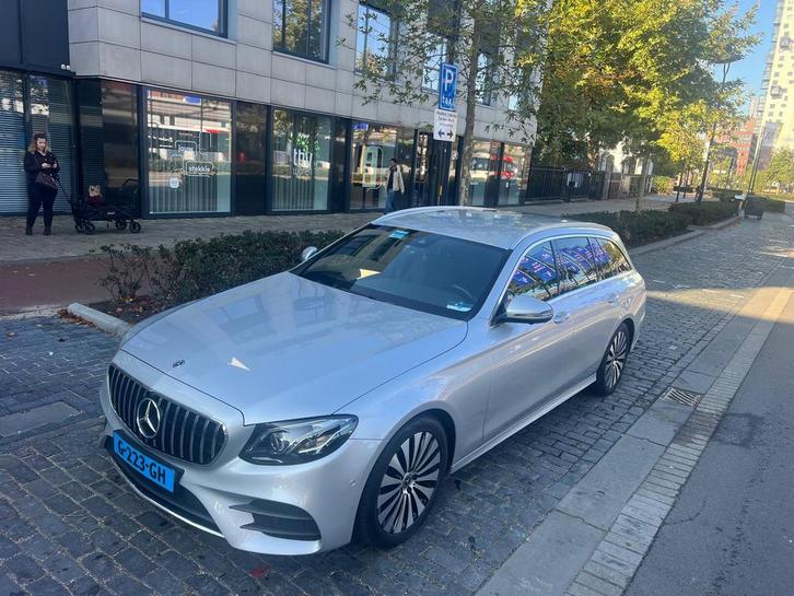Mercedes-Benz E-Klasse E220 d 194pk 9G-TRONIC 2019 Grijs, Auto's, Mercedes-Benz, Particulier, E-Klasse, 360° camera, 4x4, Aangepast voor mindervaliden