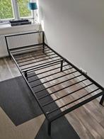 Zwart Stalen Eenpersoonsbed + Matras, Huis en Inrichting, Ophalen