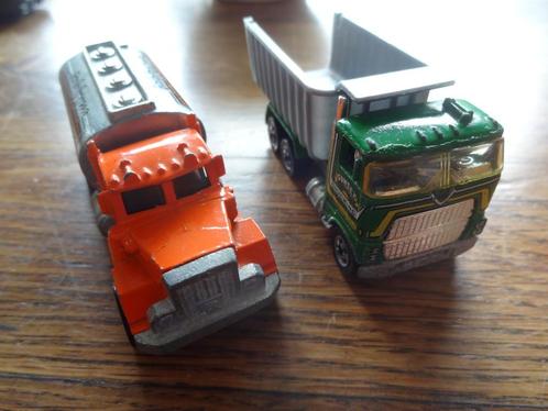 Hotwheels Peterbuild en Ford truck, Hobby en Vrije tijd, Modelauto's | Overige schalen, Zo goed als nieuw, Bus of Vrachtwagen