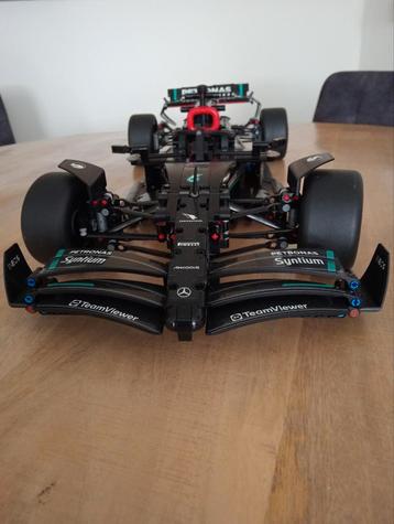 Lego Technic Mercedes F1 Auto - 62cm beschikbaar voor biedingen