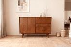 Vintage Highboard – Deens Dressoir in goede staat., Ophalen, Arkelse Onderweg 4 4206 AH, Gorinchem, Vintage Highboard Deens, Zo goed als nieuw
