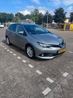 Toyota Auris 1.8 Hybrid Dynamic KEYLESS/CAMERA, Auto's, 65 €/maand, 28 km/l, 4 cilinders, Origineel Nederlands