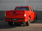 Dodge Ram 1500 Big Horn Night eTorque 3.6L V6 CrewCab 4X4 |N, Auto's, Automaat, Stof, Zwart, Stuurwielverwarming