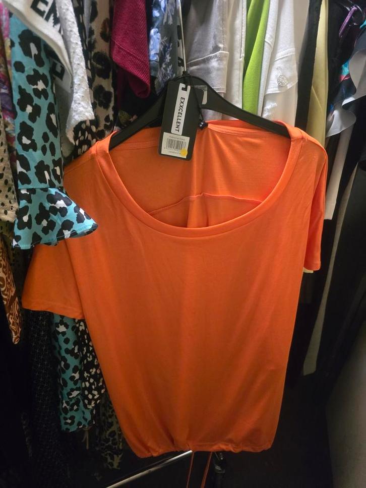 partij kleding  € 1, Kleding | Dames, Dames-kledingpakketten, Nieuw, Maat 38/40 (M), Ophalen of Verzenden