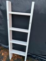 Mooi Stevig trapje half hoogslaper, Ophalen, Hoogslaper