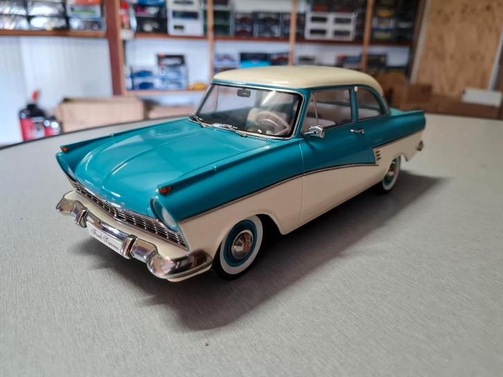 1:18 Ford Taunus uit 1957 KK Scale 1000 stuks!, Hobby en Vrije tijd, Modelauto's | 1:18, Zo goed als nieuw, Auto, Overige merken