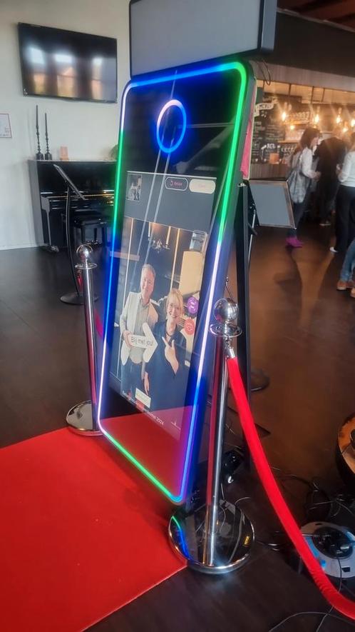 Photobooth te huur vanaf 300-;, Hobby en Vrije tijd, Feestartikelen | Verhuur, Nieuw, Ophalen