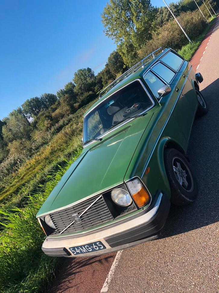Volvo 245 DL stationwagen, Auto's, Oldtimers, Particulier, Trekhaak, Volvo, Handgeschakeld, Groen, Grijs, Velours, Achterwielaandrijving