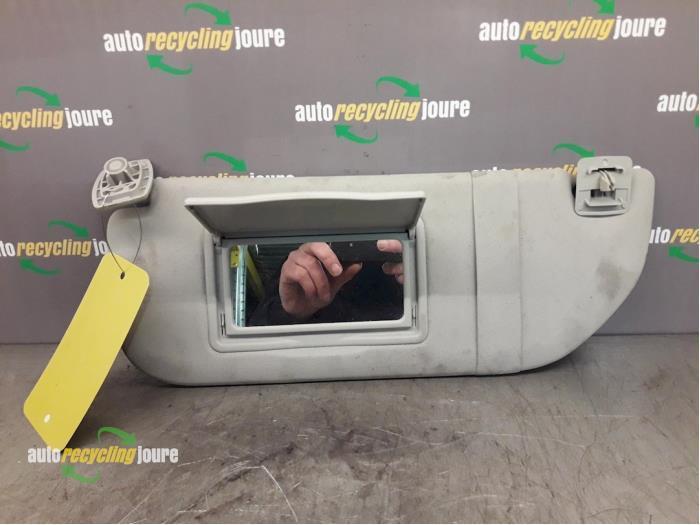 Zonneklep van een Toyota Aygo, Auto-onderdelen, Interieur en Bekleding, Toyota, Gebruikt, 3 maanden garantie