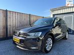 Volkswagen TIGUAN 1.5 TSI ACT Comfortline Business Pano|ACC, 4 cilinders, 150 pk, Zwart, Leder