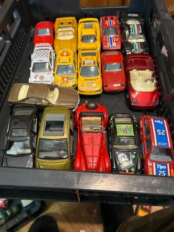 Modelauto Collectie 1:18 beschikbaar voor biedingen